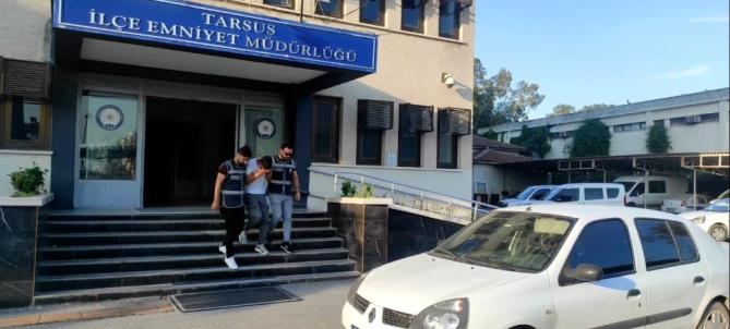 Gündüz vakti yaşlı kadının kolyesini kapkaç yaptı