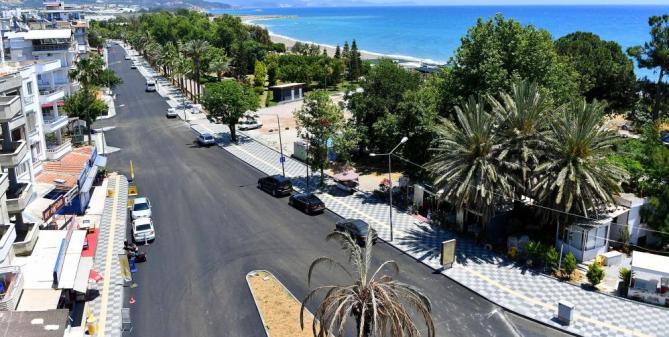 Anamur’da yol çalışması sürüyor