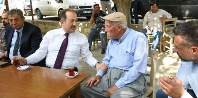 Vali Pehlivan, Sayköy’de vatandaşlarla buluştu