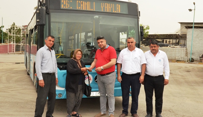 Mersin Büyükşehir’in Otobüs Şoförlerinden duyarlı davranış