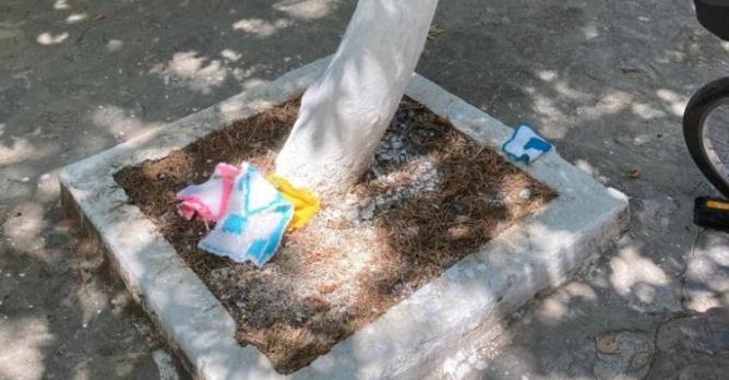 Mezitli Örgülü Sokaktaki örgüler ve resimler tahrip edildi