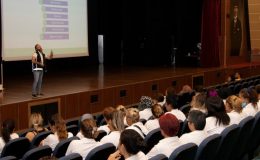 Belediye personeline ‘en iyi narkotik polisi anne’ eğitimi