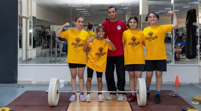 Büyükşehir’in lisanslı halter sporcuları, Minikler Türkiye Şampiyonası ikinci etabında
