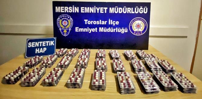 Mersin’de bin 412 sentetik ecza maddesi ele geçirildi