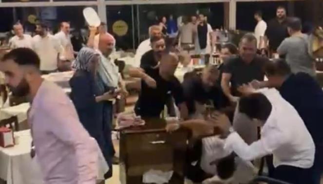 ‘İstek şarkı’ kavgasında müşterinin kafasında sandalye kırdılar