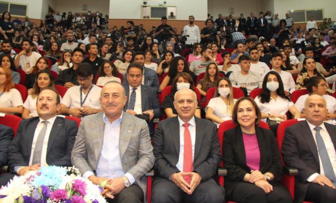 Dışişleri Bakanı Çavuşoğlu: BM, maalesef yeni sorunlara cevap veremiyor