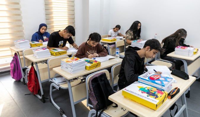 Mersin’de YKS ve LGS adaylarına ücretsiz kaynak kitap