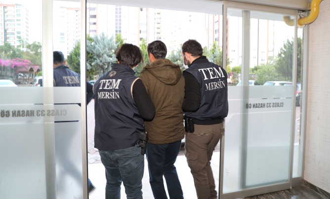 Mersin merkezli 3 ilde FETÖ operasyonu: 15 gözaltı kararı