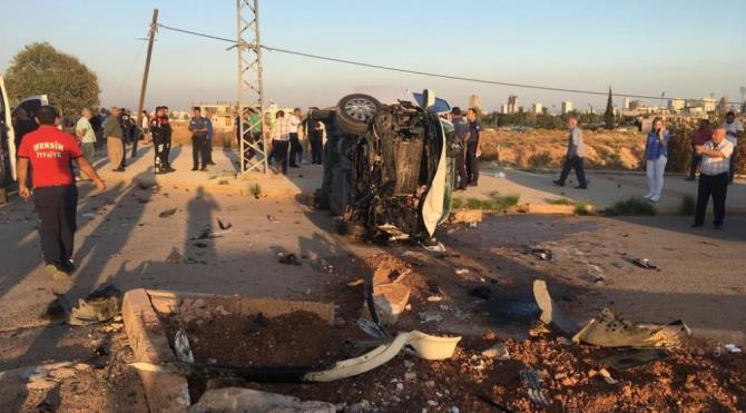 Mersin’de öğrenci servisi ile otomobil çarpıştı: 7 yaralı