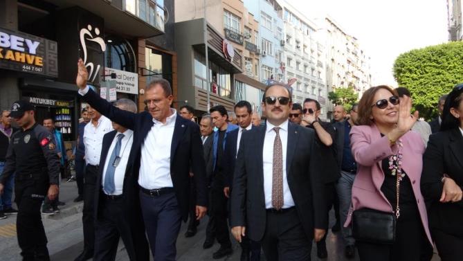 Narenciye Festivali’nin kortej yürüyüşü yapıldı