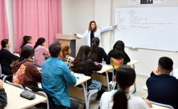 Mersin’de kurs merkezleri çoğalıyor
