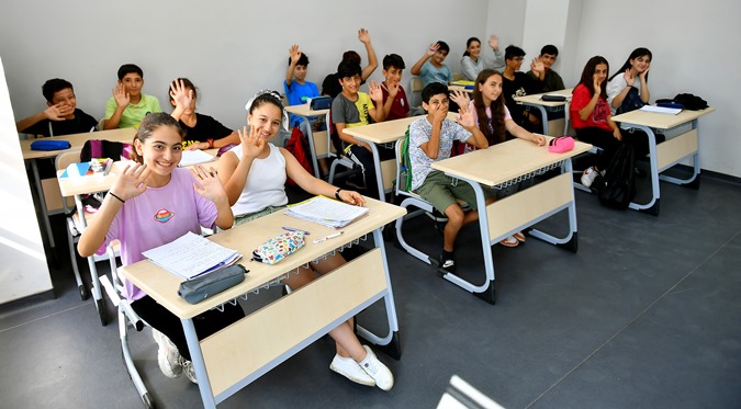Mersinli öğrenciler, Büyükşehir’in kurs merkezlerinden memnun