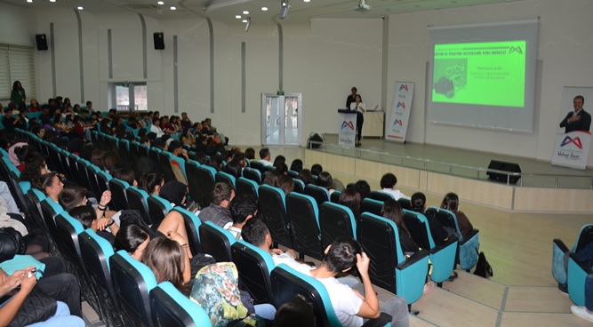 YKS’ye hazırlanan öğrencilere motivasyon etkinliği