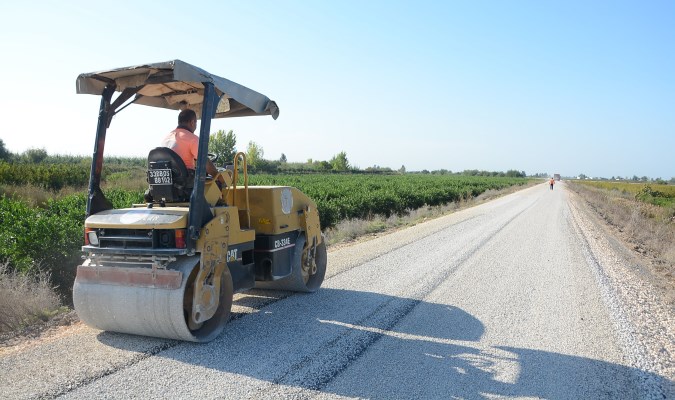 Tarsus’ta 10 köyü birbirine bağlayan yol asfaltlandı