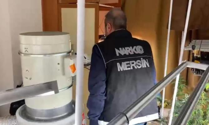 Bu kadarına da Pes! Özel düzenekle uyuşturucu yetiştiriyorlar