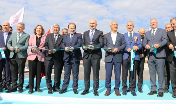 Mersin sanayicisinin hasretle beklediği bağlantı yolu hizmete açıldı