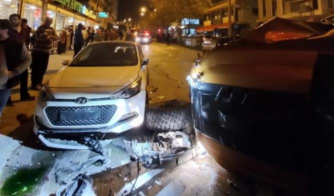 Otomobili ile 6 araca çarpıp durabildi