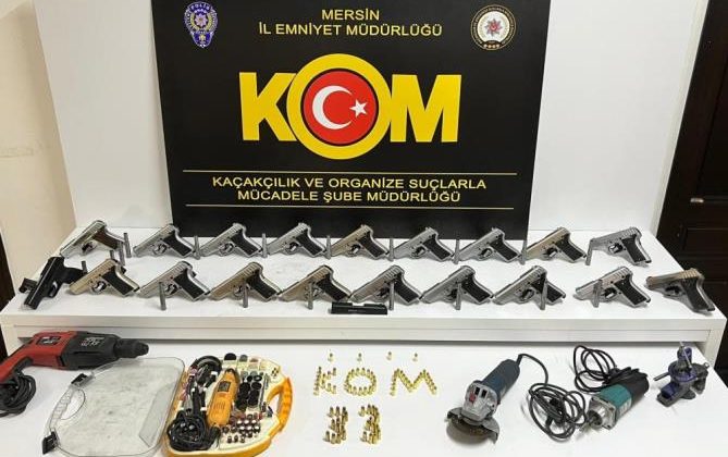 Mersin’de silah kaçakçılarına operasyon: 17 gözaltı