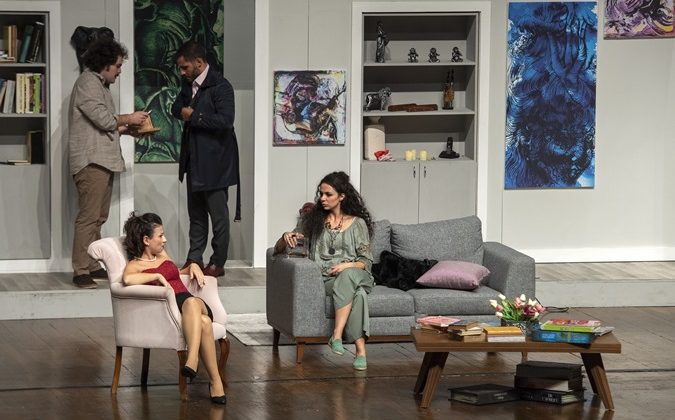 Büyükşehir Belediyesi Şehir Tiyatrosu aralık ayında 6 oyun sahneleyecek