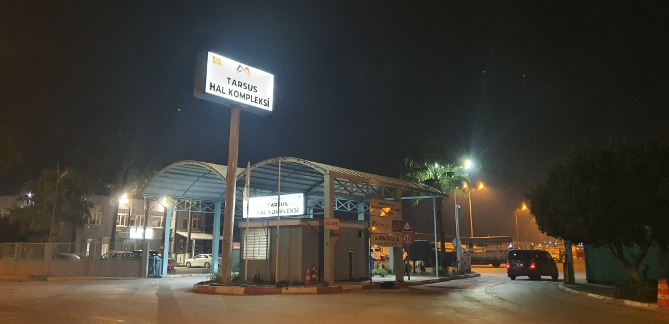 &nbsp;Tarsus Hal Kompleksi’nde aydınlatma sistemi yapıldı