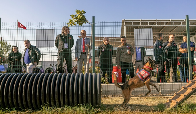 Mersin’de ‘Köpekli Arama Kurtarma Çalıştayı’ sona erdi