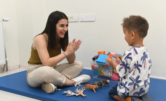 Yenişehir Belediyesi çocukların gelişim sürecini takip ediyor