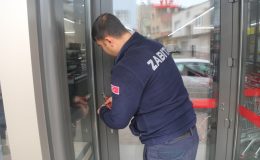 Mersin’de uygun şartları taşımayan zincir market mühürlendi