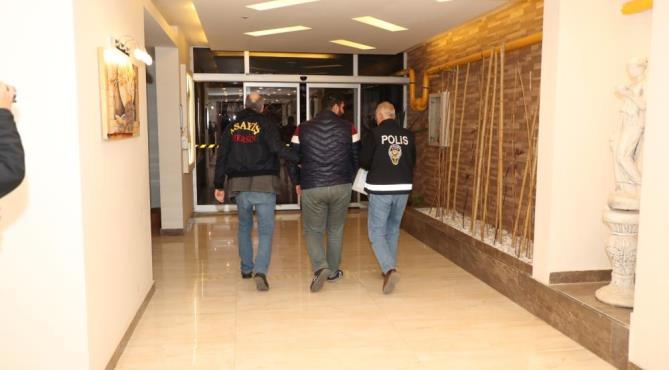 Mersin’de FETÖ operasyonu da 14 gözaltı