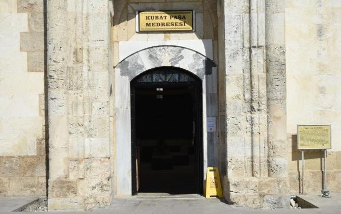 Kubat Paşa Medresesini 103 ülkeden 107 bin kişi ziyaret etti