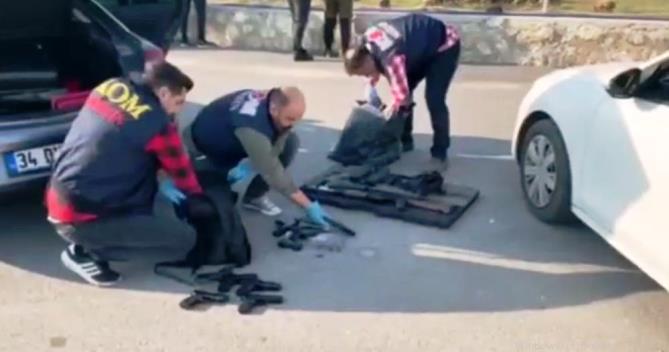 Mersin’de silah kaçakçılarına operasyon: 3 gözaltı