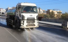 Toroslar’da mahalleler köşe bucak temizleniyor