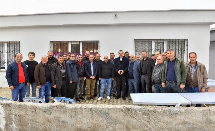 Başkan Özyiğit, Gökçebelen mahalle sakinlerini ziyaret etti