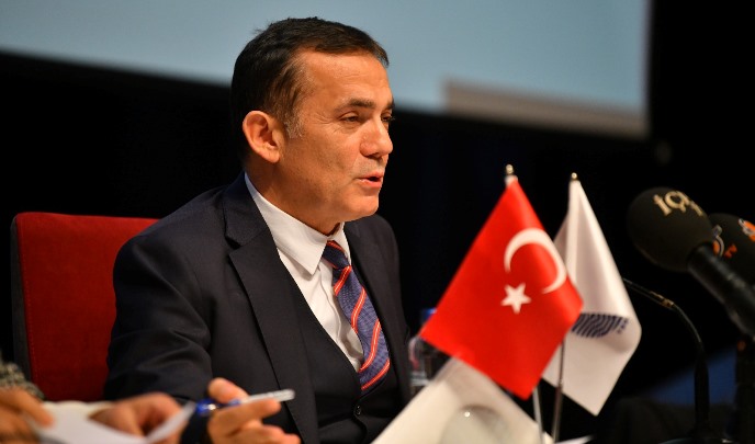 Başkan Özyiğit Vatandaşımızın hakkını koruruz, kaçak yapılara müsaade etmeyiz.