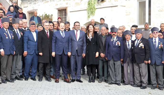 Vali Pehlivan: Önceliğimiz birlik beraberlik ve dayanışmadır