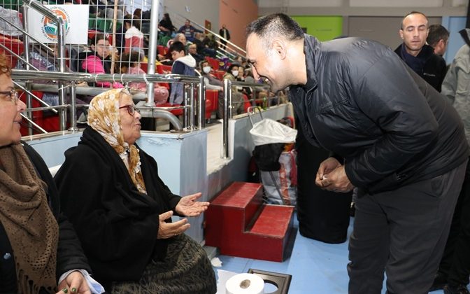 Başkan Yılmaz, acil toplanma alanlarında vatandaşlarla buluştu