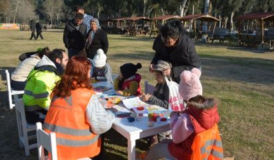 Büyükşehir Belediyesi, Tarsus’un 2 ayrı noktasında depremzedeleri ağırlıyor