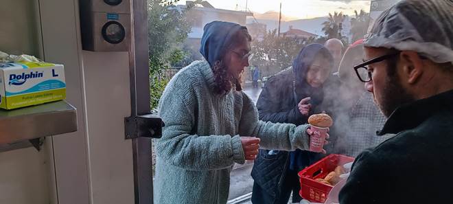 MER-EK’te üretilen tüm ekmekler deprem bölgesine gönderiliyor