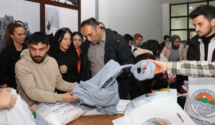 Toroslar’da depremzedeler için yardım zinciri büyüyor