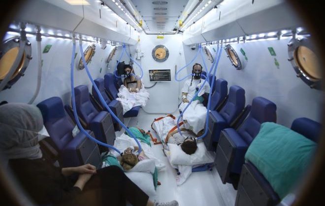 Depremde yaralananlar, Hiperbarik tedaviyle hayata tutundu