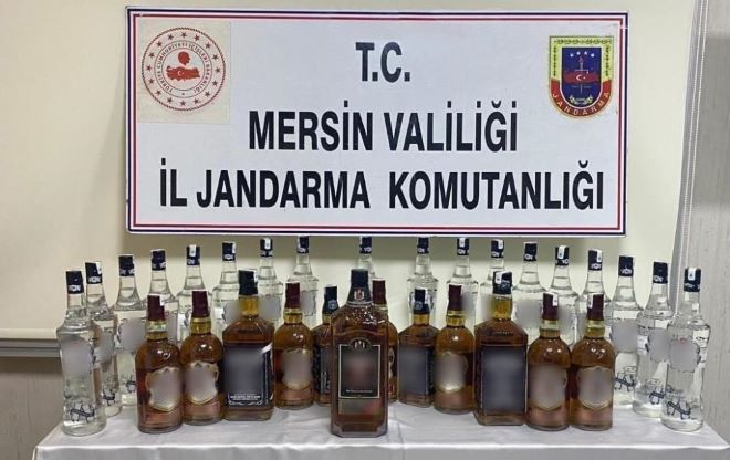 Mersin’de kaçak alkol ve sigara operasyonu