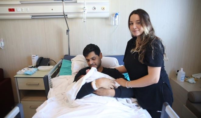 Enkazdan 261 saat sonra kurtarılan Mustafa Avcı, hastaneden yürüyerek çıkmak istiyor