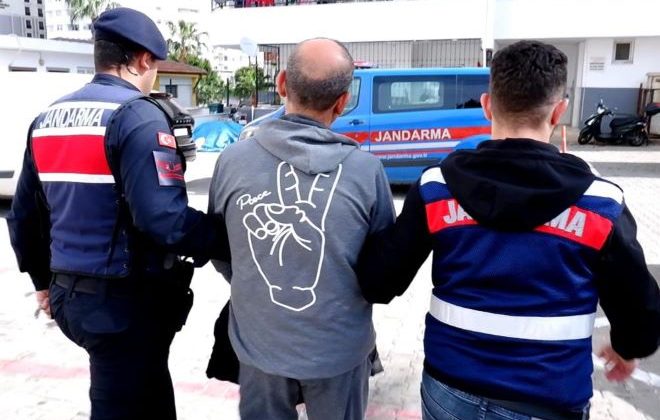 Mersin’de fuhuş operasyonu: 3 tutuklama