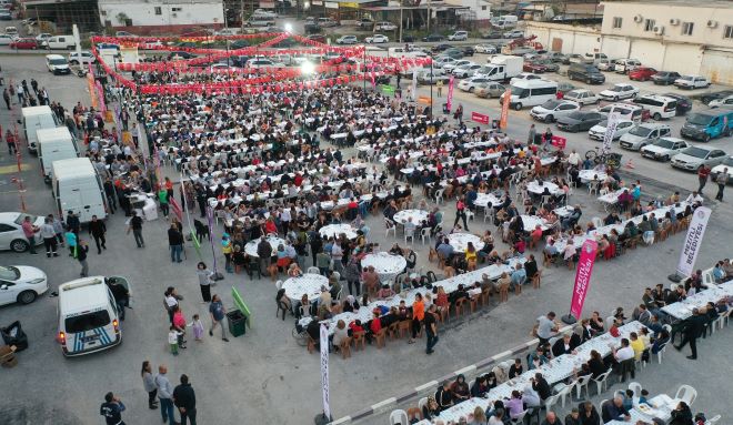 Mezitlililer İftar Yemeğinde Buluştu