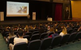 Büyükşehir personeli ‘Etkili İletişim Becerileri’ eğitimi aldı