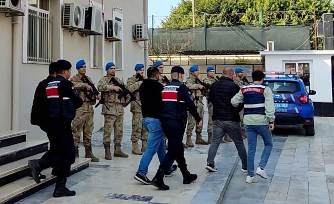 Mersin’de jandarmanın düzenlediği kökünü kurutma operasyonunda 25 tutuklu