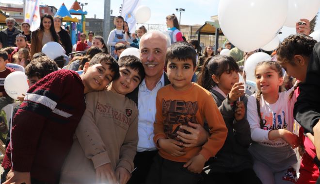 Akdeniz Belediyesi’nden deprem mağduru çocuklar için özel etkinlik