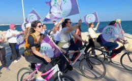 Yeşil Sol Partili kadınlar Mersin’de özgürlüğe pedal çevirdi