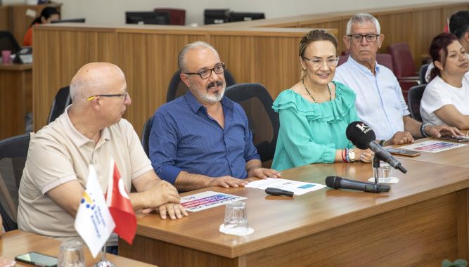 Prof. İsmail Yağcı, Mersin ile ilgili gözlemlerini aktardı