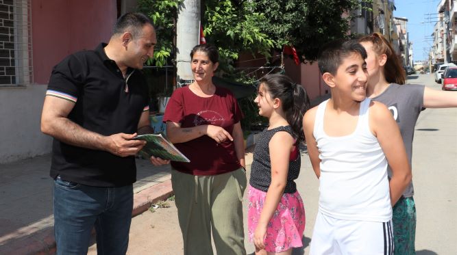 Başkan Yılmaz’a çocuklardan yoğun ilgi