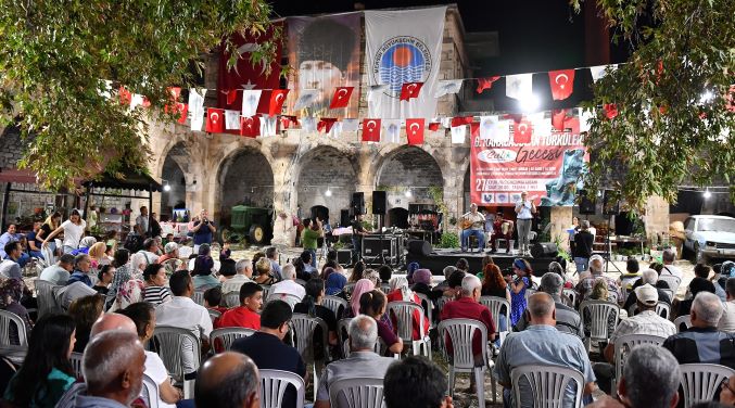 Karacaoğlan sevdalıları bir araya geldi